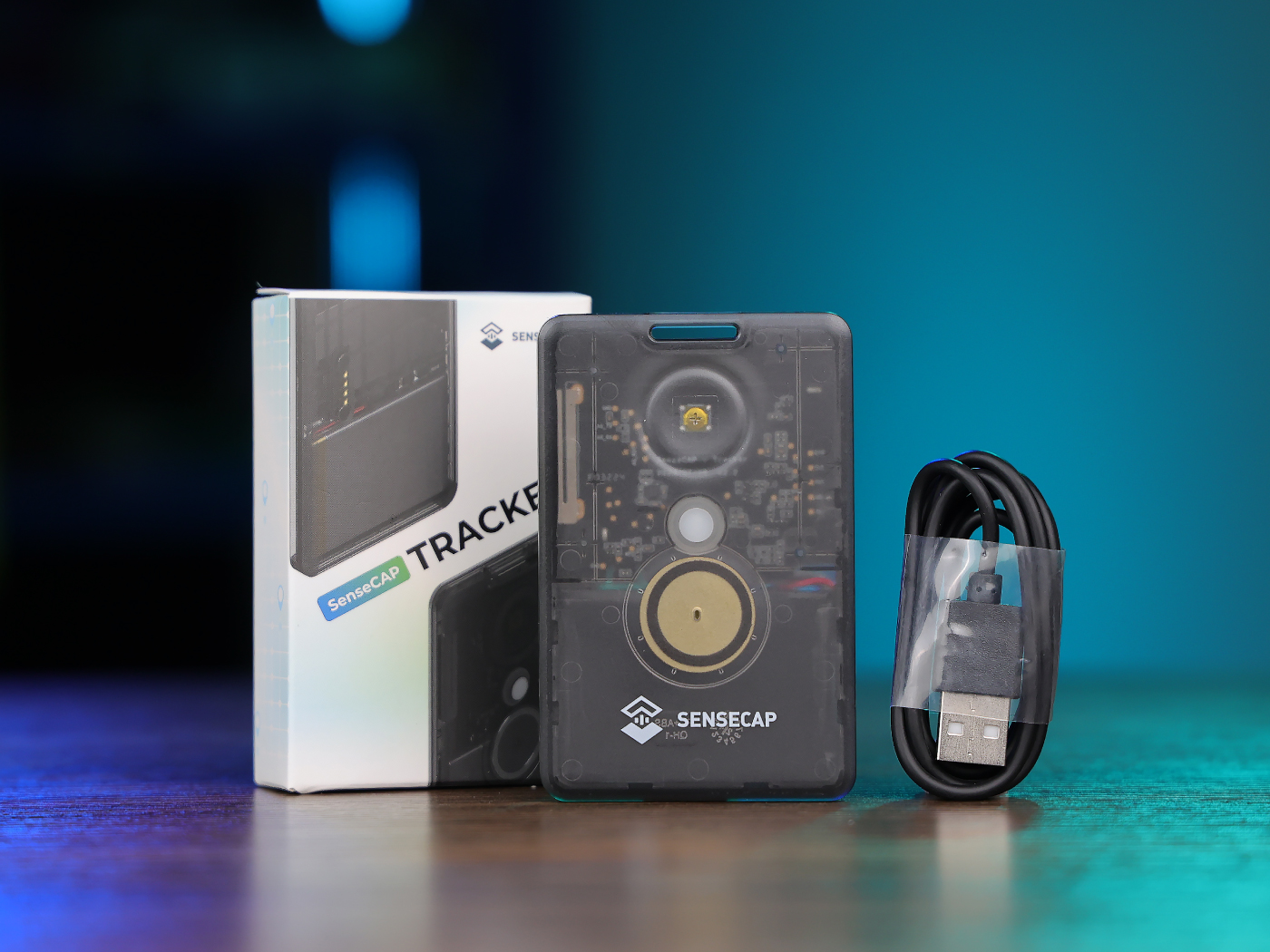 EnduroRoute Trail Tracker. SenseCAP T1000-E with USB-C cable and retail box